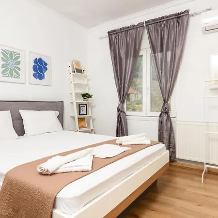 Adamou Family House Vakantiehuis *