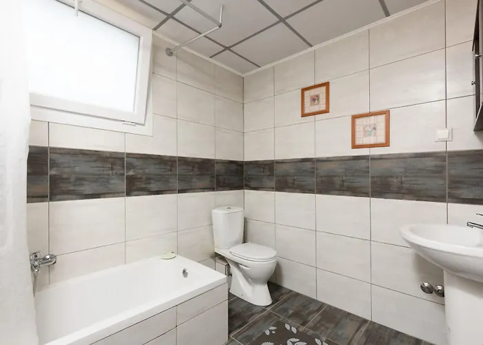 Adamou Family House 度假居 Prínos